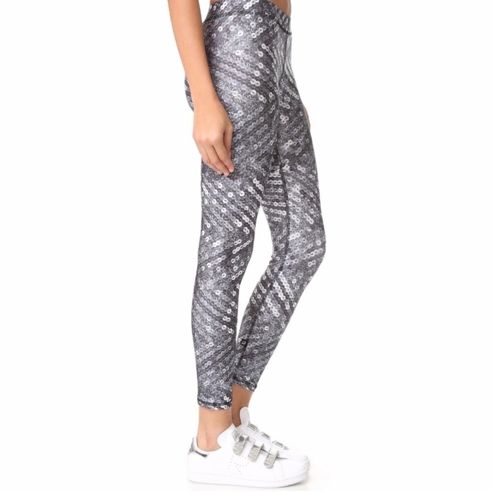 Terez High Shine Legging In Silver Sequins Yoga, Hitt, Running X-Small NEW